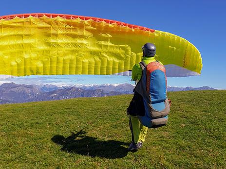 SMARTBOX - Volo in parapendio tra i cieli di Bergamo per 1 persona - Cofanetto regalo - 3