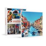 SMARTBOX - Tour in barca per Burano e Murano con visita a una vetreria per 3 adulti - Cofanetto regalo