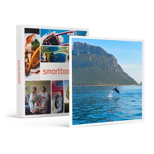 SMARTBOX - In Sardegna sulla scia dei delfini: escursione in gommone per 2 adulti e 2 bambini - Cofanetto regalo