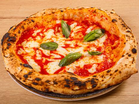 SMARTBOX - Ghost tour della Napoli esoterica tra monacielli, cornicelli e pizza per 2 - Cofanetto regalo - 4