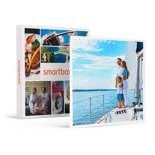 SMARTBOX - Giro in barca a Polignano a Mare per 2 adulti e 1 bambino (1h 30min) - Cofanetto regalo