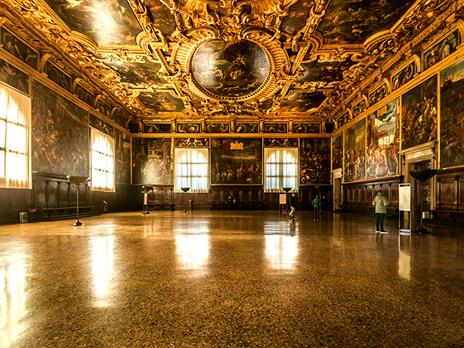 SMARTBOX - Weekend al Palazzo Ducale di Venezia: 2 biglietti saltafila per un tour guidato - Cofanetto regalo - 2