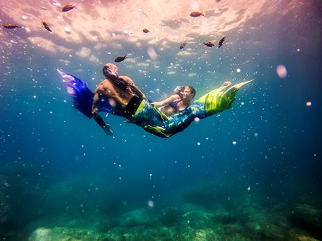SMARTBOX - In fondo al mar: nuoto e snorkeling con la coda da sirena per 1 persona alle Cinque Terre - Cofanetto regalo - 2