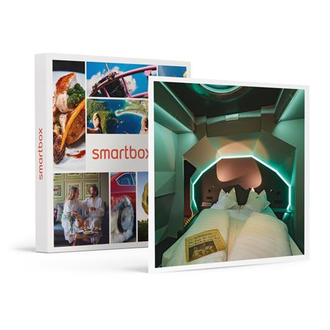SMARTBOX - Destinazione Luna: 1 notte in modulo lunare Eagle della missione Apollo 11 con cena e Spa per 3 - Cofanetto regalo