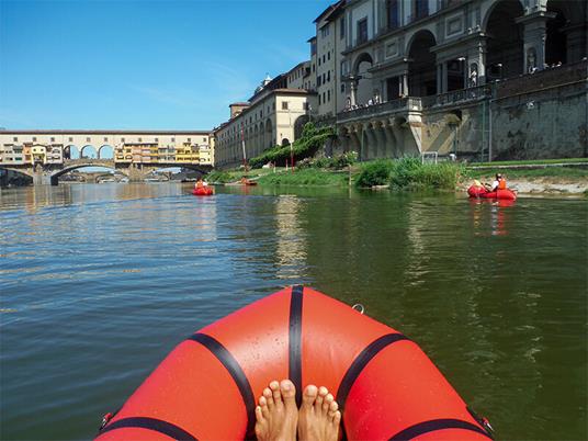 SMARTBOX - Divertente escursione panoramica di Pack Rafting Pontevecchio a Firenze per 2 persone - Cofanetto regalo - 2