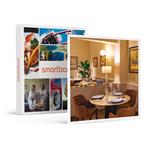 SMARTBOX - Lusso e gusto a Viareggio: 1 notte con cena in hotel 4* vista mare - Cofanetto regalo