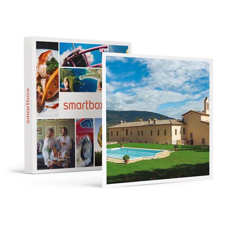 SMARTBOX - 1 notte in Junior Suite con vasca idromassaggio Jacuzzi® nell’eleganza di un resort umbro - Cofanetto regalo