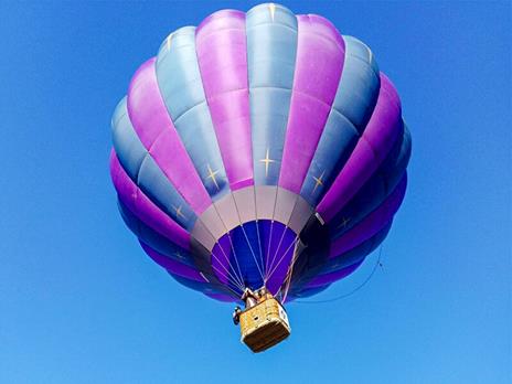 SMARTBOX - In mongolfiera in famiglia: volo in Lombardia o Piemonte con colazione o aperitivo - Cofanetto regalo - 2