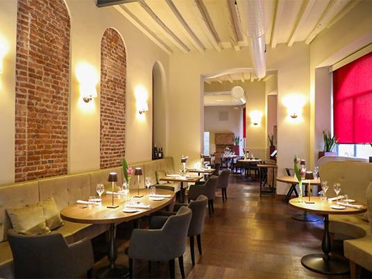 Alchimia di sapori con menù raffinato e vino per 2 in un rinomato ristorante nel cuore di Milano - 2