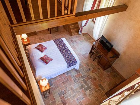 SMARTBOX - 1 notte in un’antica dimora padronale a Fano nelle Marche per 4 persone - Cofanetto regalo - 2