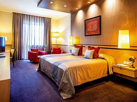 SMARTBOX - 3 notti in un hotel 4* nel cuore di Budapest - Cofanetto regalo - 2