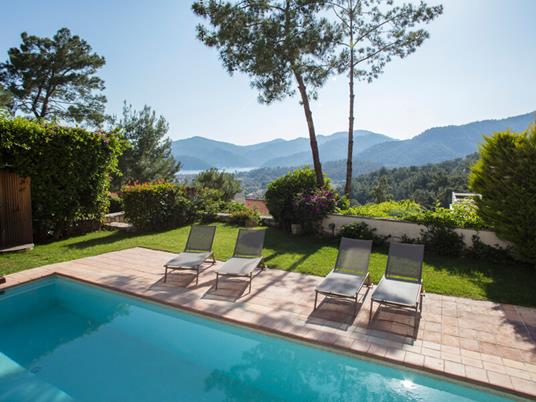 SMARTBOX - Viaggio nella natura tra gusto & relax - Cofanetto regalo - 1, 2 o 3 notti con colazione e possibile cena o percorso benessere per 2 persone - 3