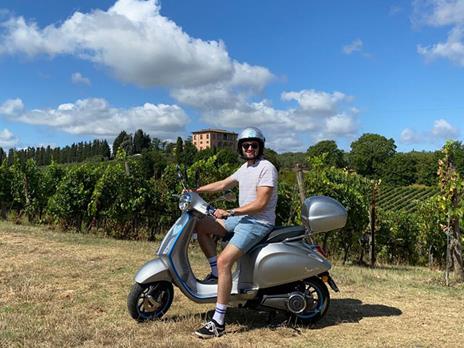 SMARTBOX - Tour in vespa elettrica con picnic tra le colline del Chianti - Cofanetto regalo - 2