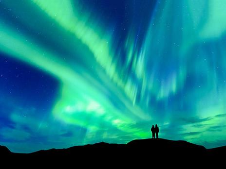 SMARTBOX - 3 notti sotto l''aurora boreale con gita in slitta trainata dagli husky in Norvegia - Cofanetto regalo - 2