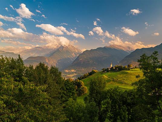 SMARTBOX - Io e te in Valle d''Aosta: 2 notti con pausa relax in spa o sconto per l''ingresso alle terme - Cofanetto regalo - 3