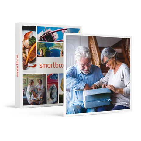 SMARTBOX - Felice Natale, mamma e papà! Soggiorni, cene, pause relax e avventure per 2 - Cofanetto regalo