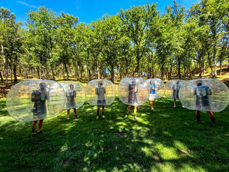 SMARTBOX - Calcio a 8: esperienza di gruppo in bubble football vicino Siena - Cofanetto regalo - 2