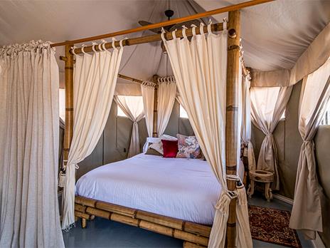 SMARTBOX - Insoliti soggiorni in Bolle e alloggi fuori dal comune in Spagna - Cofanetto regalo - 3