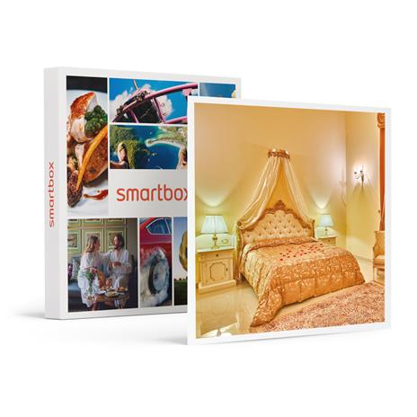 SMARTBOX - 1 notte da sogno in Suite con vasca idromassaggio in un Castello in Puglia - Cofanetto regalo