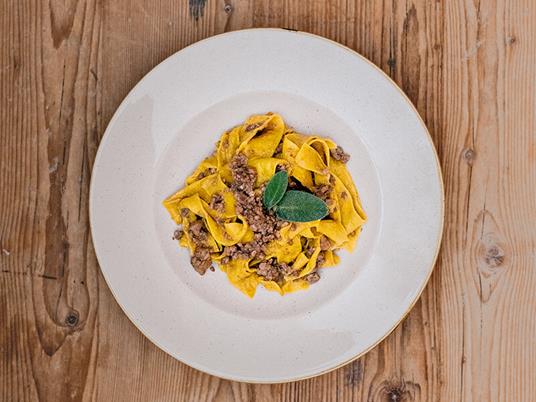 SMARTBOX - Soggiorno gourmet alla scoperta della grande cucina regionale italiana con Slow Food Osterie - Cofanetto regalo - 2