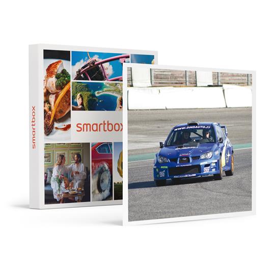 SMARTBOX - 2 giri alla guida di una Subaru Rally sul Circuito di Lombardore in Piemonte - Cofanetto regalo