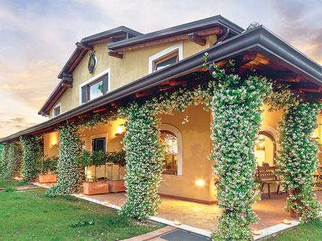 SMARTBOX - 1 notte in Suite con aperitivo al Villa Rizzo Resort & Spa 4* in Campania - Cofanetto regalo - 2