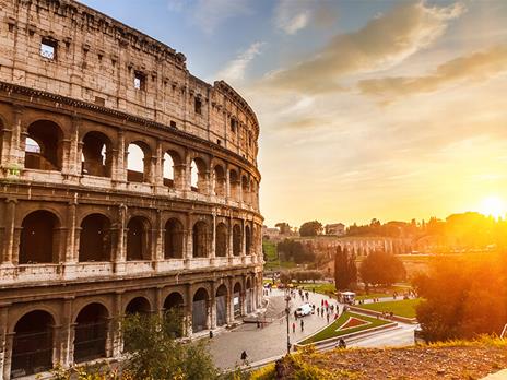 SMARTBOX - Io, te e la magia di Roma al tramonto: 2 notti in hotel 4* con tour serale guidato - Cofanetto regalo - 2