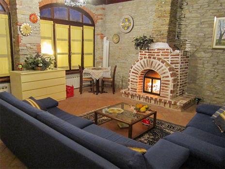 SMARTBOX - Avventuroso soggiorno vicino a Cuneo: 1 notte con cena e trekking coi lama - Cofanetto regalo - 3