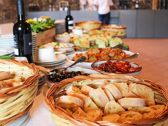 SMARTBOX - Suggestiva degustazione di 3 vini alle pendici dell''Etna - Cofanetto regalo - 2