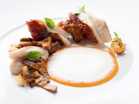 SMARTBOX - Ricercato menù Degustazione di 4 portate presso l''innovativa Enoteca di Buttrio vicino a Udine - Cofanetto regalo - 2