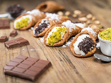 SMARTBOX - Bontà siciliane a domicilio: kit di 15 cannoli con ricotta e pistacchio o cioccolato - Cofanetto regalo - 2