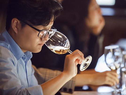 SMARTBOX - Un pensiero di Natale per Lui tra relax, cene e attività sportive - Cofanetto regalo - 2