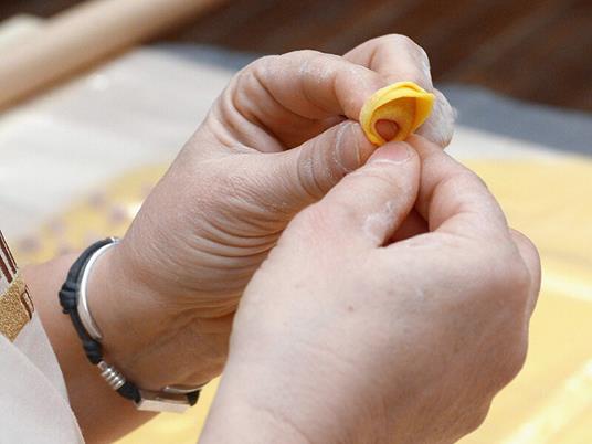 SMARTBOX - Sfoglini per un giorno: come fare la tipica pasta Bolognese a Grand Tour Italia per 1 persona - Cofanetto regalo - 2