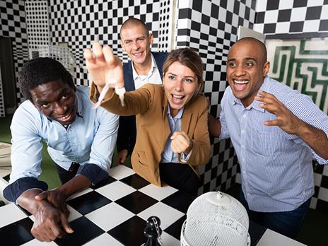 SMARTBOX - Amicizia in azione: avventure e sfide da condividere con gli amici - Cofanetto regalo - 2