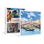 SMARTBOX - A spasso per la città dei Dogi: 2 romantiche notti nel centro storico di Venezia - Cofanetto regalo