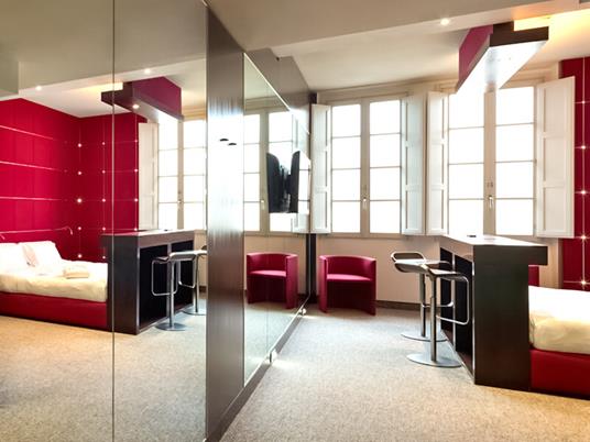 SMARTBOX - Toscana gourmet: 1 notte in lussuoso hotel 4* con cena romantica - Cofanetto regalo - 2