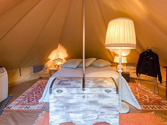 EMOZIONE3 - 2 notti in tenda Glamping con degustazione - Cofanetto regalo - 2 notti in tenda Glamping con degustazione - 2
