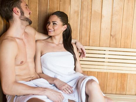 SMARTBOX - Coccole di relax e gusto in Piemonte: 2 notti con pausa benessere e cena - Cofanetto regalo - 4