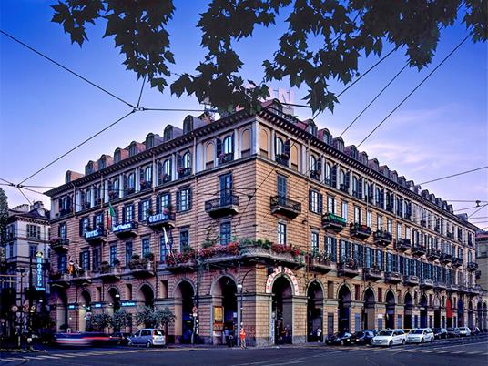 SMARTBOX - Torino in tre giorni con Best Western - Cofanetto regalo - 2