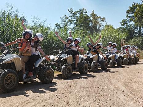 SMARTBOX - Avventura per 2 vicino a Roma: escursione di 2h in quad biposto - Cofanetto regalo - 2