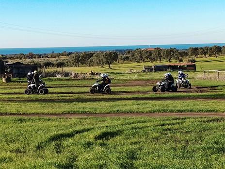 SMARTBOX - Escursione di 4h in quad biposto vicino a Roma per 2 persone - Cofanetto regalo - 2