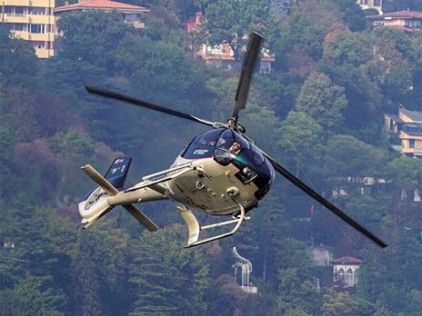 SMARTBOX - Volo panoramico in elicottero sul Lago di Como: 30 minuti di emozioni! - Cofanetto regalo - 2