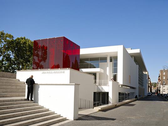 SMARTBOX - Tour in barca sul Tevere e visita all’Ara Pacis: arte e bellezza a Roma - Cofanetto regalo - 3