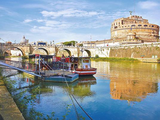 SMARTBOX - Navigando nella storia: tour sul Tevere in barca e ingresso a Castel Sant''Angelo - Cofanetto regalo - 3