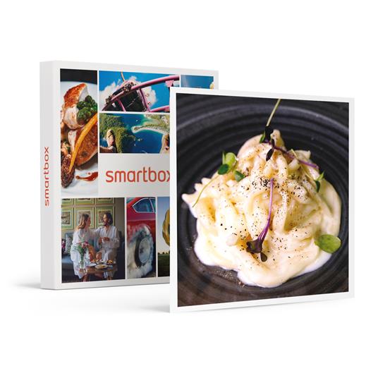 SMARTBOX - Cena d''eccellenza di 6 portate con vino presso il rinomato Ristorante Particolare di Siena - Cofanetto regalo