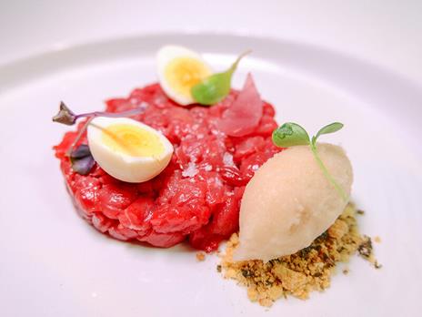 SMARTBOX - Cena d''eccellenza di 6 portate con vino presso il rinomato Ristorante Particolare di Siena - Cofanetto regalo - 2