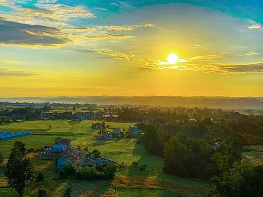 SMARTBOX - Barolo dall’alto: volo in mongolfiera con esclusiva degustazione vini - Cofanetto regalo - 4