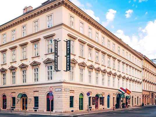 SMARTBOX - Budapest in tre giorni - Cofanetto regalo - 9