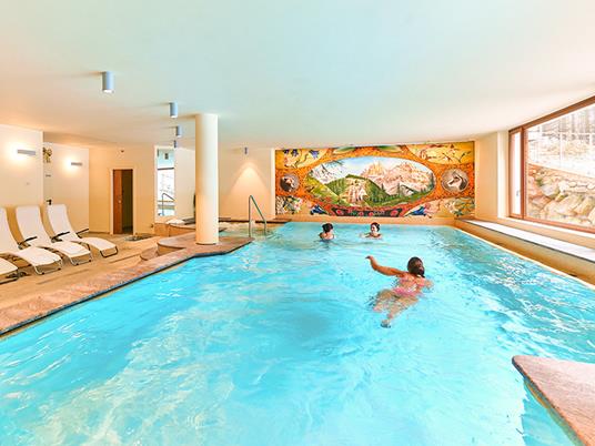 SMARTBOX - 3 giorni con spa e gusto in Trentino - Cofanetto regalo - 4