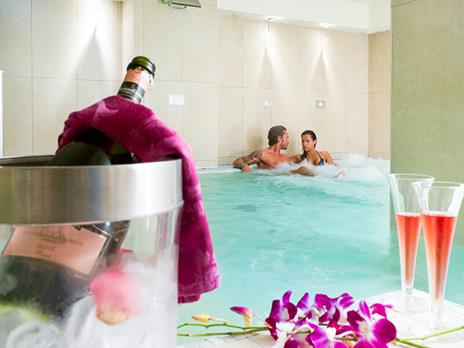 SMARTBOX - Relax e spa per due in Emilia-Romagna - Cofanetto regalo - 9